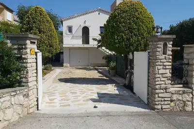 Image de Maison : Haut de Villa  T4  (76 m2) Avec Jardin PRIVÉ.