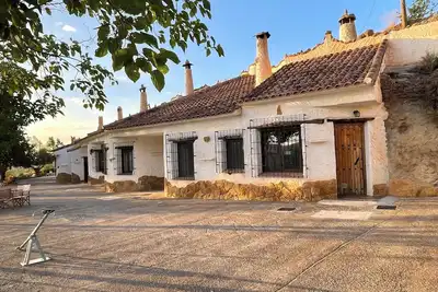 Image de Cuevas El Atochal Orígenes