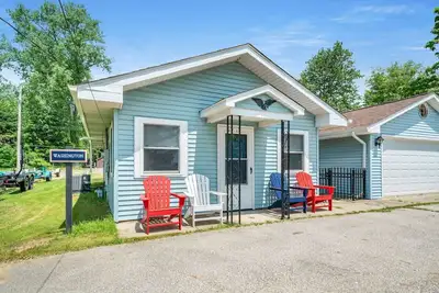 Image de Washington Cottage by Paw Paw Lake