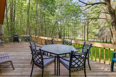 Image de Gouldsboro Vacation Rental w/ Pool & Lake Access!