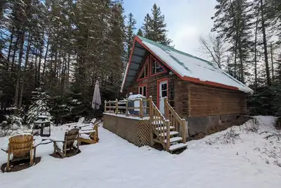 Image de Chalet en bois rond chaleureux