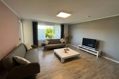 Image de Apartment 2 - Ug - 80m² - Max. 4 Pers. - mit Terrasse - Eifelurlaub mit Panoramablick: Geräumige