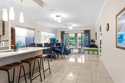 Image de Open Plan! 3 Bedroom House ~ Taringa