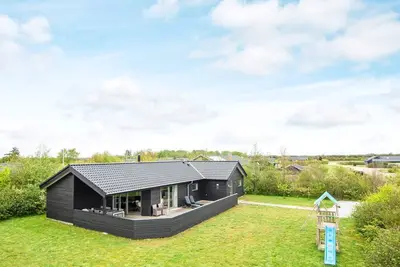 Image de Maison de vacances pour 10 a Tarm-By Traum