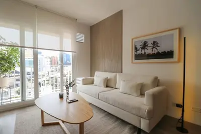 w* | Formidable 2br with Balcony in Miraflores