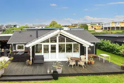 Image de Maison de vacances pour 6 a Rønde-By Traum