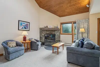 Image de Trail Creek 52 located on ski home trail Next to Golf course