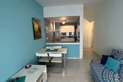 Image de First floor apartment 300m from the beach, with parking.