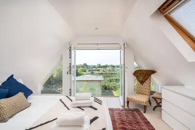Image de Pass the Keys | The Sculptors Cottage