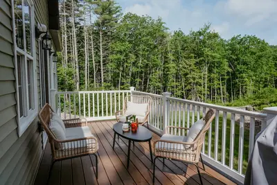 Image de Brand new Mountain Side Family Retreat