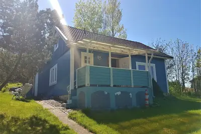 Image de This picture-book vacation home is located in the heart of Småland