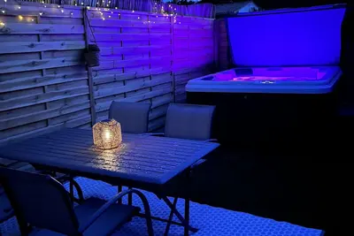 Image de GÎTE De Charme Avec Spa Privatif