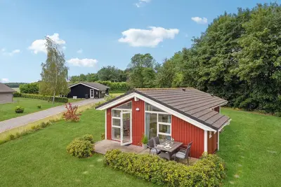 Image de Maison confortable de 2 chambres à.