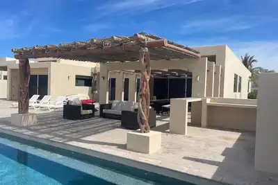 Image de Beautiful Beachfront Villa