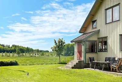 Image de Maison de vacances pour 4 a FÄRGELANDA-By Traum