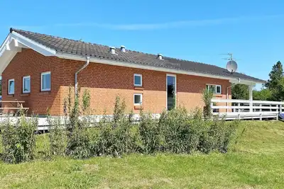 Image de Maison de vacances pour 10 a Juelsminde-By Traum