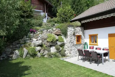 Image de Chalet spacieux près du domaine skiable de Saclenz