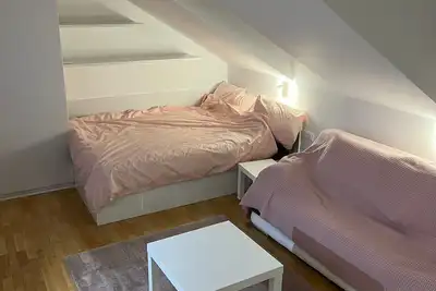 Image de 3 Rooms, 3 Bedrooms