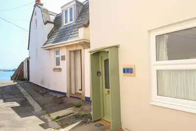 Image de Blanche Cottage, family friendly in Brewers Quay Harbour