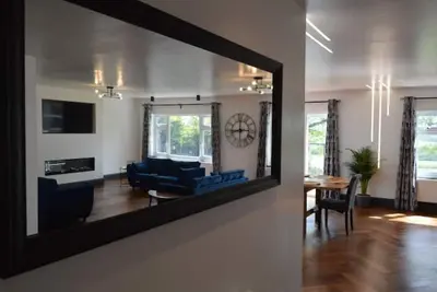 Image de Three Oaks, Winkleigh. \nopen Plan Living With 4 Bedrooms and a Huge Garden