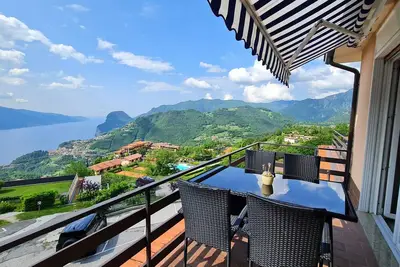Image de Casa Irene le Balze appartamento vista lago