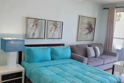 \"Soleil\"- Updated Luxury Studio- Turtle Cove- Stunning Carribean Views