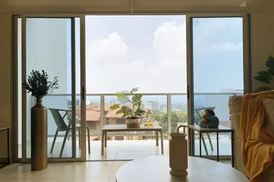 Image de El encanto de la ciudad, desde un apartamento donde te sentiras como en casa.