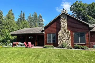 Image de Lodge-Style Northwoods Home Permit: Tbes-Bbsmjp