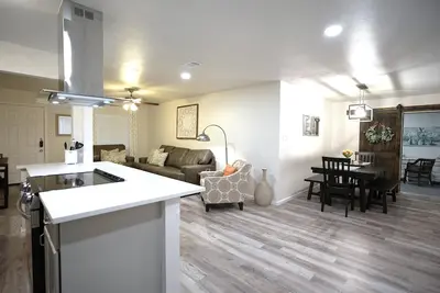 Image de 4bdr/1k/2q/1d/3t 7 miles to At&T Stadium 5 min to Dfw Airport