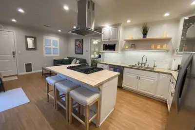 Image de Clean Penthouse with Balcony