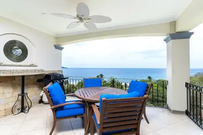 Image de Oceanica 825, ocean view condo, steps to the beach