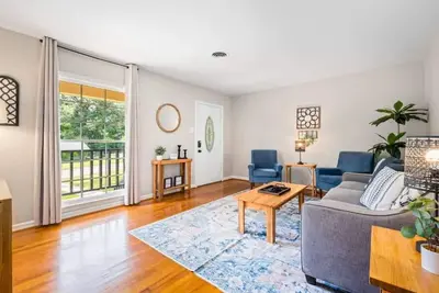 Image de 20 Mins to Downtown! Relaxing Rambler