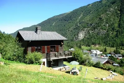 Image de Chalet entier calme et belle vue, toutes activités montagne à 13 km de Chamonix