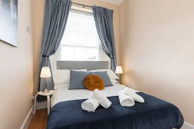 Image de Very Central Bright Apt*Fast and reliable Wifi &Tv