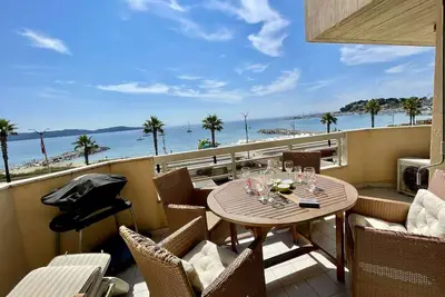 Image de Superbe Apt 2p Front de Mer pour 4 pers avec Terrasse - Cavalaire-sur-Mer