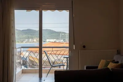 Image de SithoniaRS 2nd Floor Center Apartment with amazing Seaview