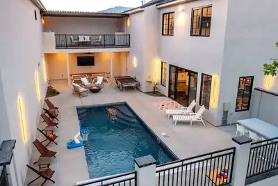 Image de Sand Hollow Escape - Private pool- Sleeps up to 20!
