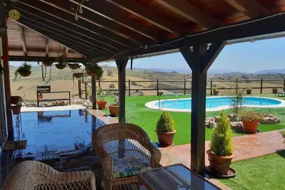 Image de Maison de vacances \"Salvador\" avec vue sur la montagne, piscine privée et Wi-Fi