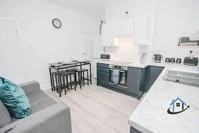 Image de Balby Casa, king beds, parking, workspace, wi-fi, corporates, pets