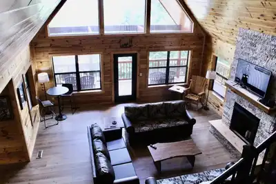 Image de Newly Renovated 4 br, Beautiful Views, Game Room, Theater Room, Sleeps 12