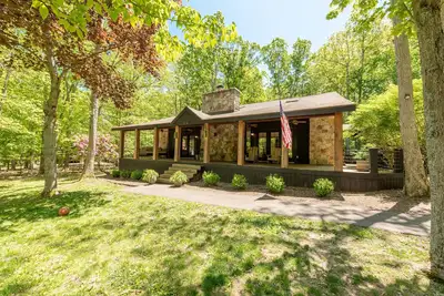 Image de Charming Dog Friendly Cottage w/ Modern Touches