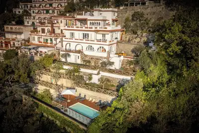 Image de Villa Dafne- Mediterranean-Style Villa with Panoramic Terraces and Lush Gardens