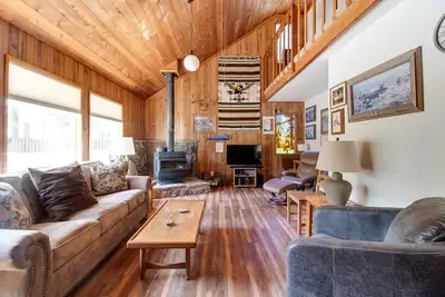 Image de Peters Cabin Cozy Retreat in Sisters Tollgate Area