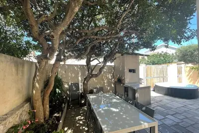 Image de Jolie maison avec jardin et jacuzzi proche mer