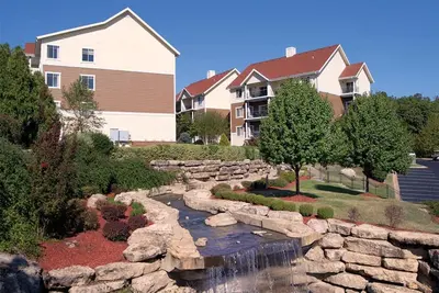 Image de 2 Bedroom Deluxe Condo w/ Full Kitchen at Branson Mountain Vista Resort!