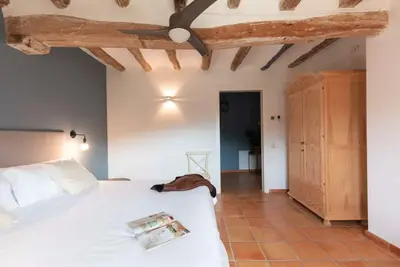 Image de Can Morei - El Porxo, Gran Apartamento 4/5 Pers