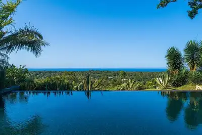 Image de Huge Waterfall-Pool Villa with Jet Tub & 180° Oceanview