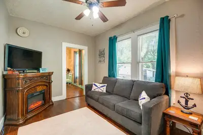 Image de New Braunfels Vacation Rental on Lake Dunlap!