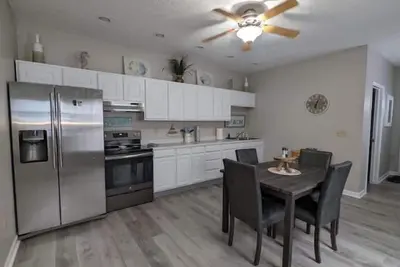 Image de SeaEscape Cottage- Close to Ud