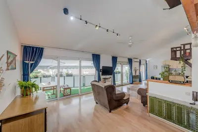 Image de Spacious apartment w. three balconies and parking